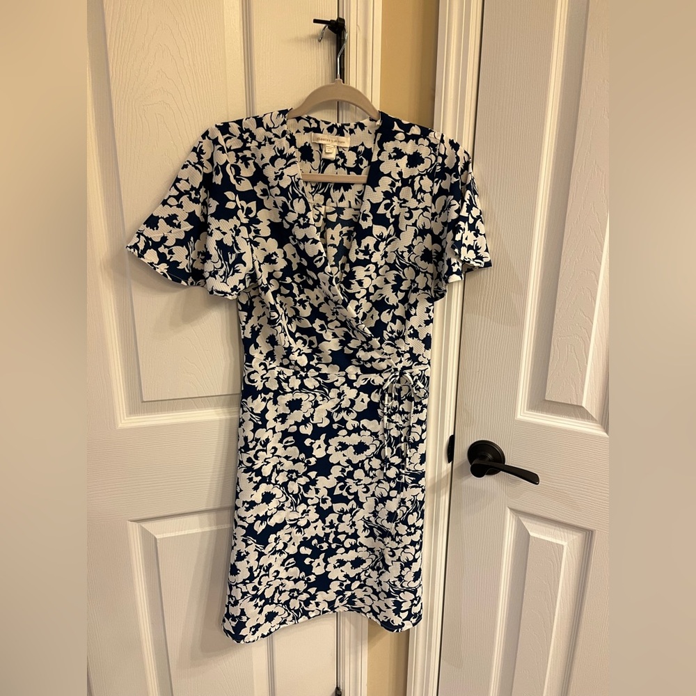 Monteau Blue and White Sheath Dress with Flutter Sleeves